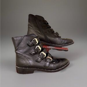 Bar III Margo Black Leather Gold Buckle Heeled Boots Sz 7.5 1” Heel